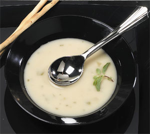 Reflections Disposable Soup Spoons - Heavy Weight 5.75